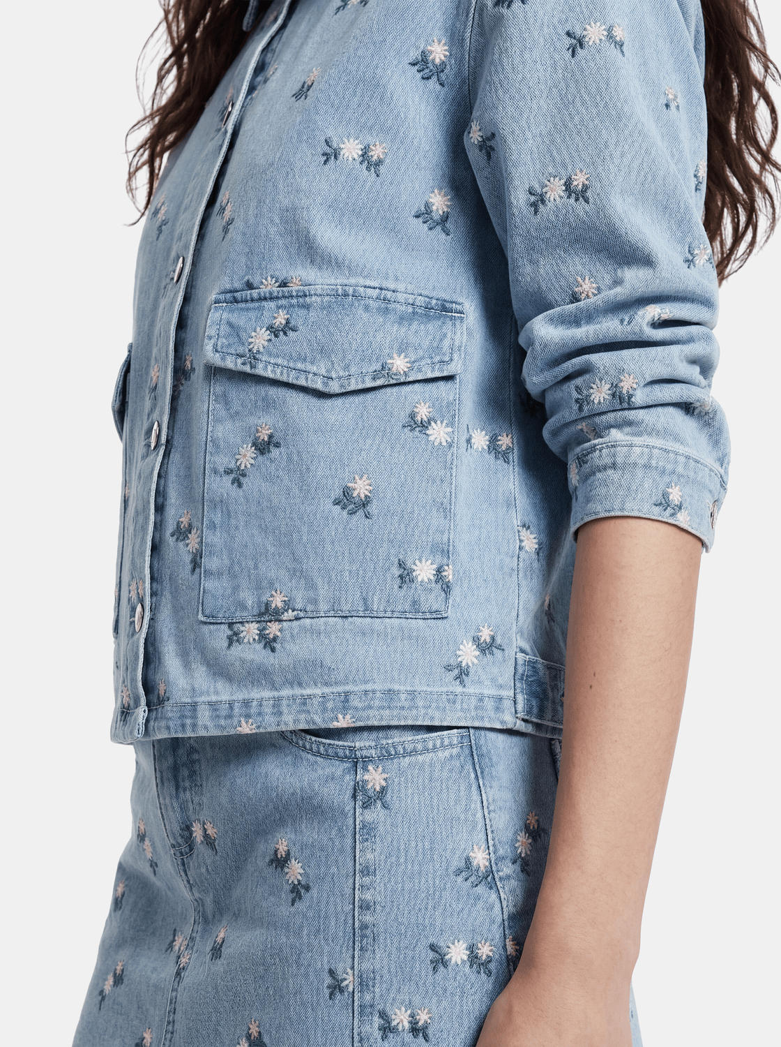 PCFLORA Denim Shirt - Light Blue Denim - VERO MODA & VILA Bergvik